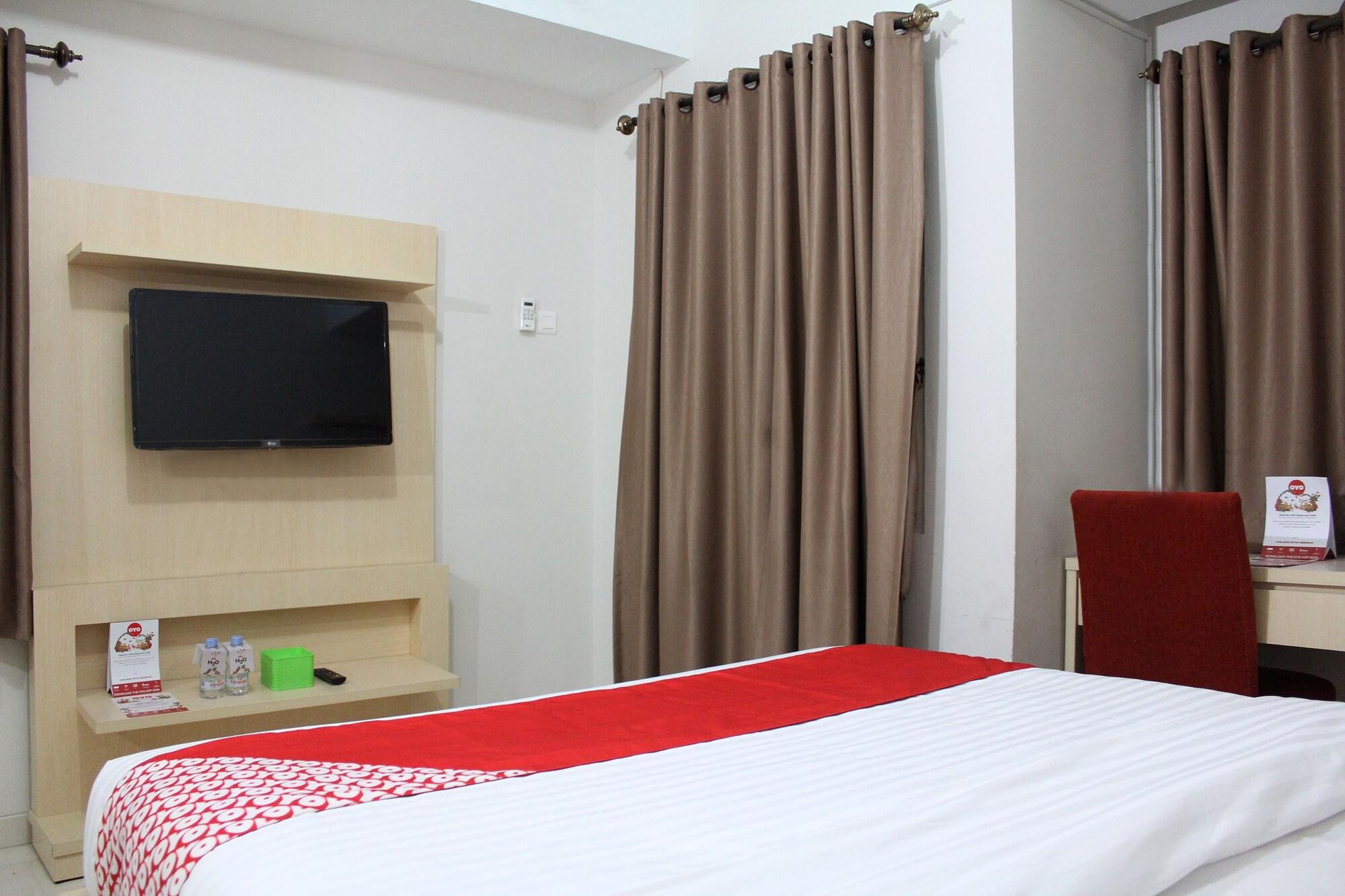 Oyo 266 Margonda Residence 5 Depok Exterior photo